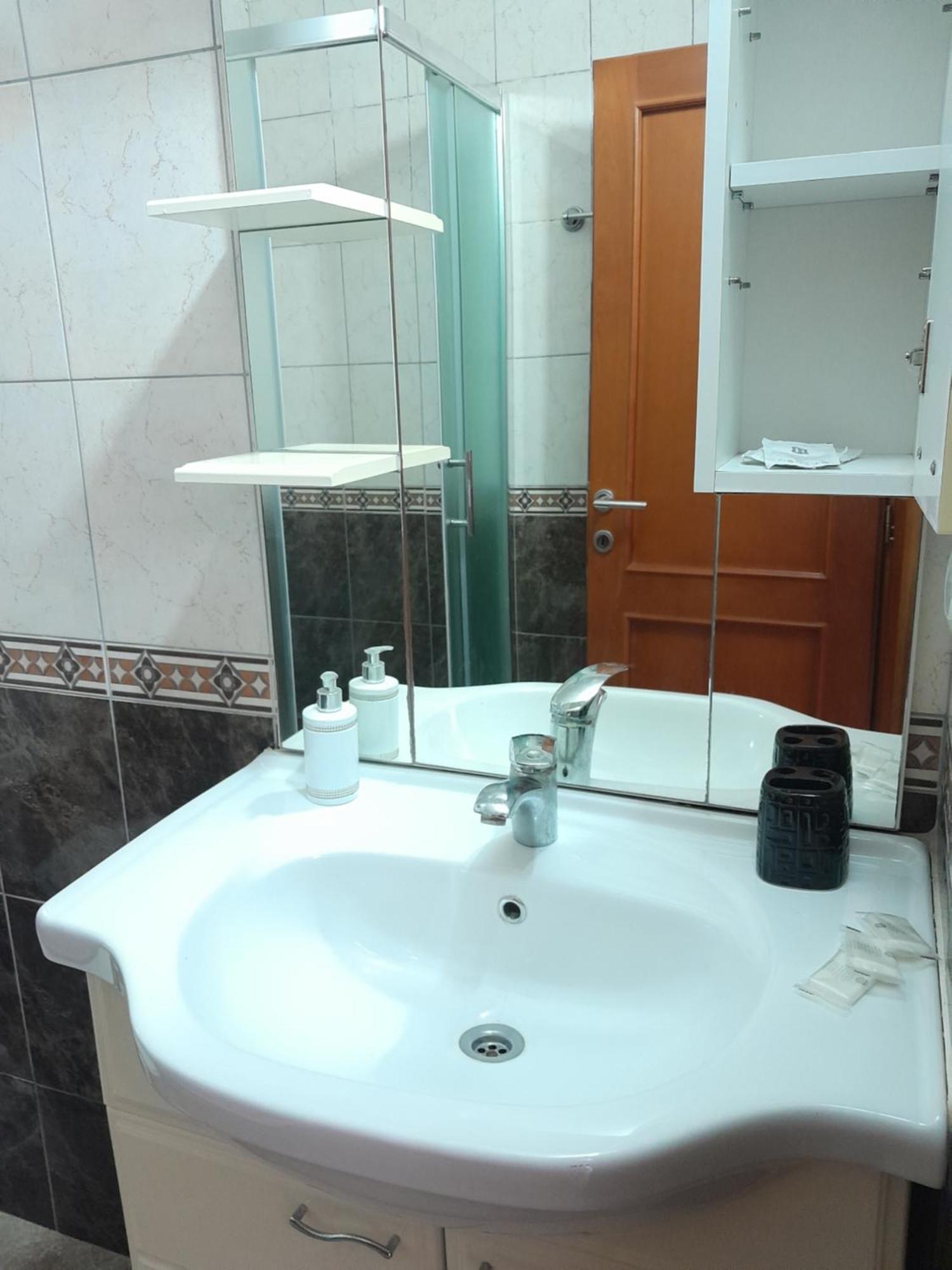 Apartmani Buena Vista バール エクステリア 写真