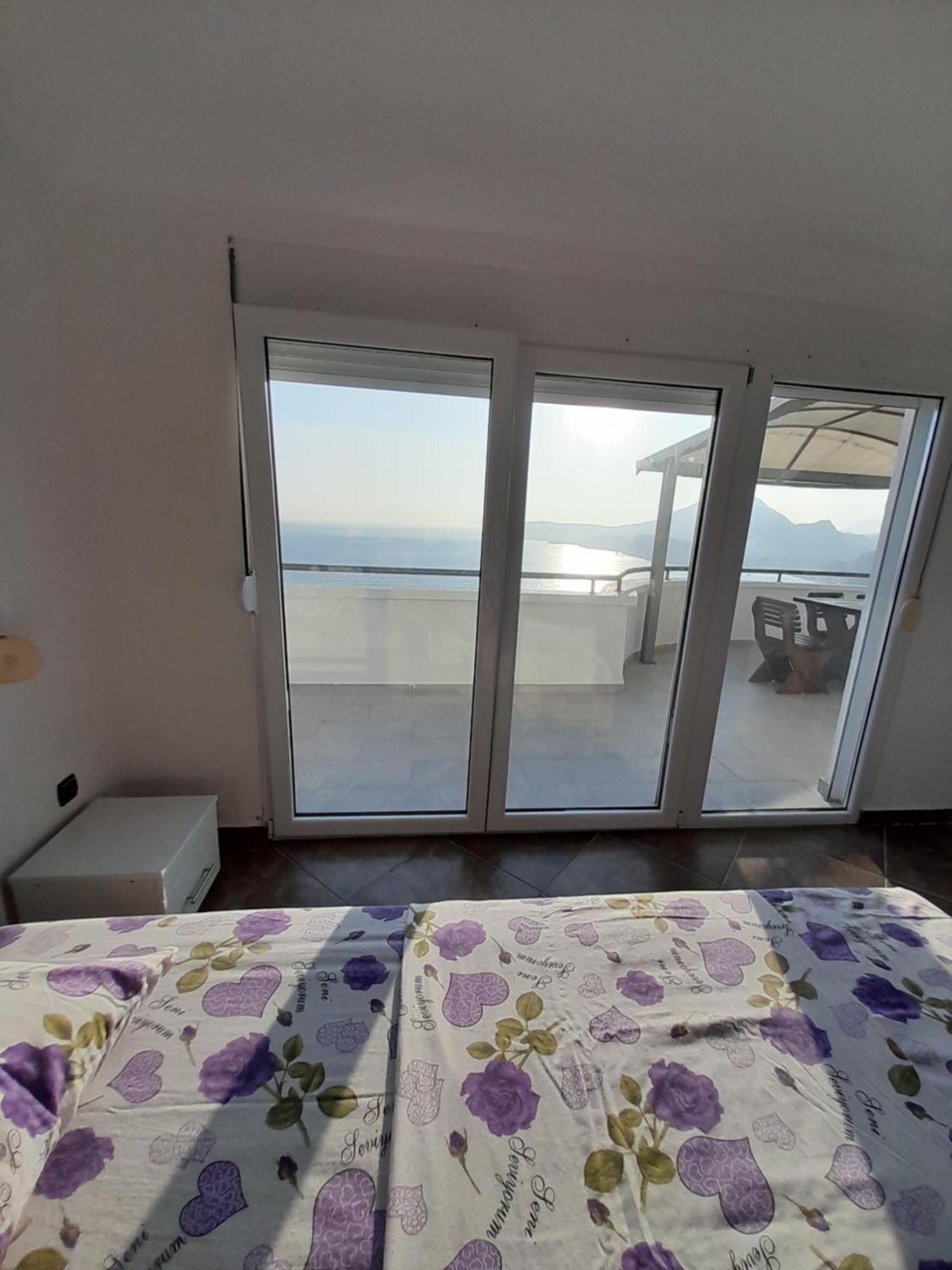 Apartmani Buena Vista バール エクステリア 写真